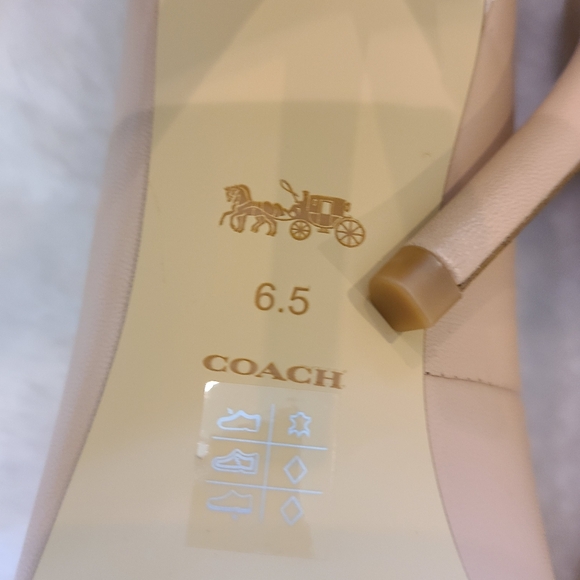 Coach Heels - Picture 7 of 8